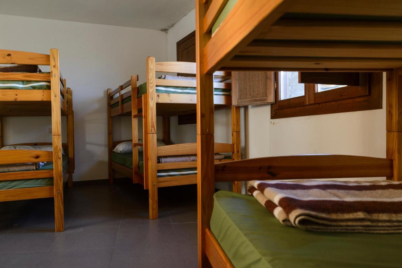 Unduesina Albergue Undues De Lerda Ngoại thất bức ảnh