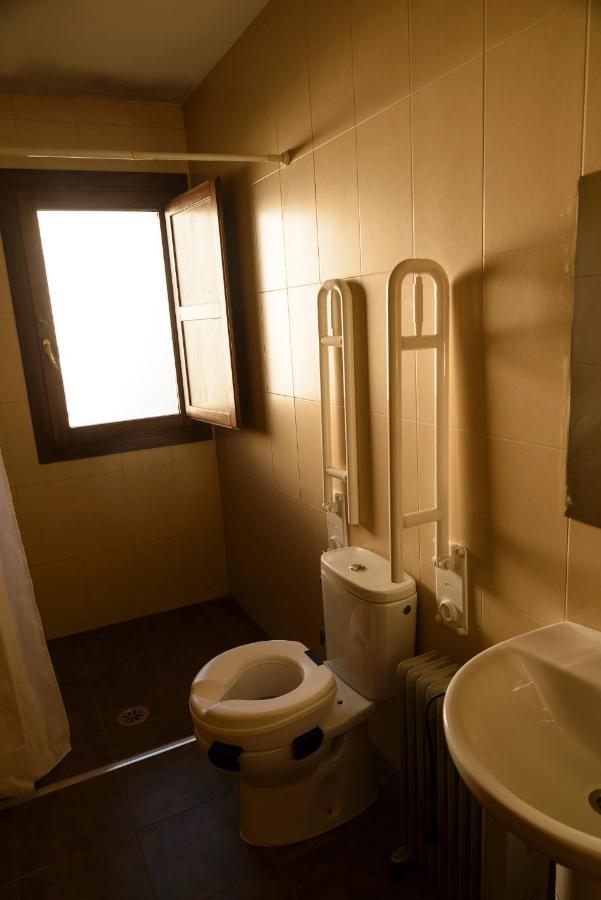 Unduesina Albergue Undues De Lerda Ngoại thất bức ảnh