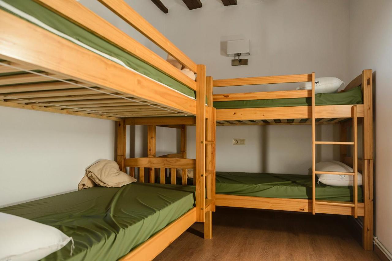 Unduesina Albergue Undues De Lerda Ngoại thất bức ảnh